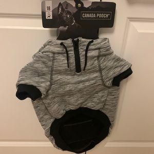 18 size Canada pooch fleece line hoodie. Dog